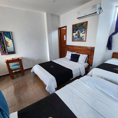 Hotel Costa Del Sol Puerto Ayora  Esterno foto